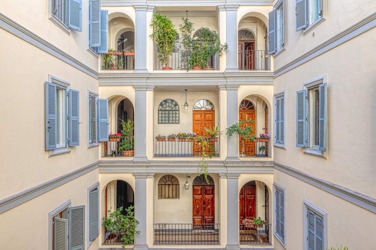 Luxury Stars In Rome - Andromeda Apartment In Colosseum Dış mekan fotoğraf